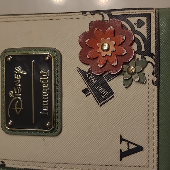 Alice in Wonderland Floral Playing Card Small Zip Wallet - LOUNGEFLY x DISNEY - Picture 9 of 16